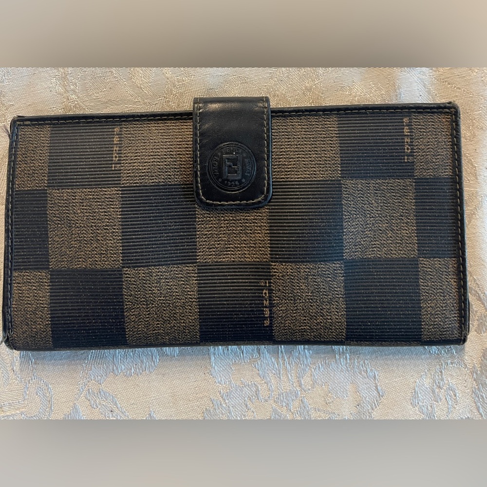 FENDI ZUCCA WALLET